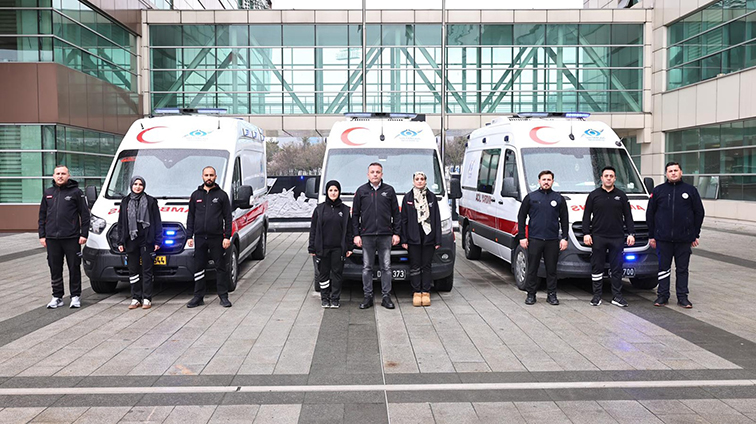 hasta_nakil_ambulanslari_hasta_ve_yakinlarina_buyuk_kolaylik_sagliyor