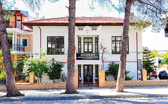Efsun Türkmen Erol3