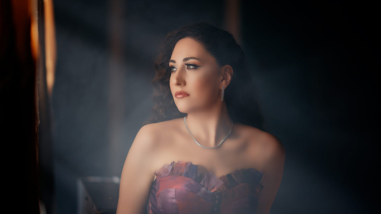 ayşenur gök 1