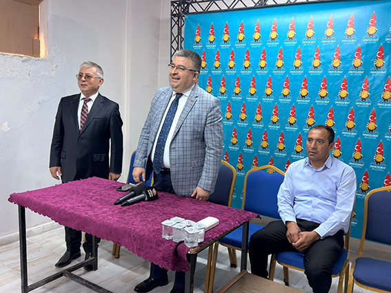 Onikişubat Belediyesi’nden kırsal mahallelerdeki 8 bin öğrenciye kırtasiye seti desteği